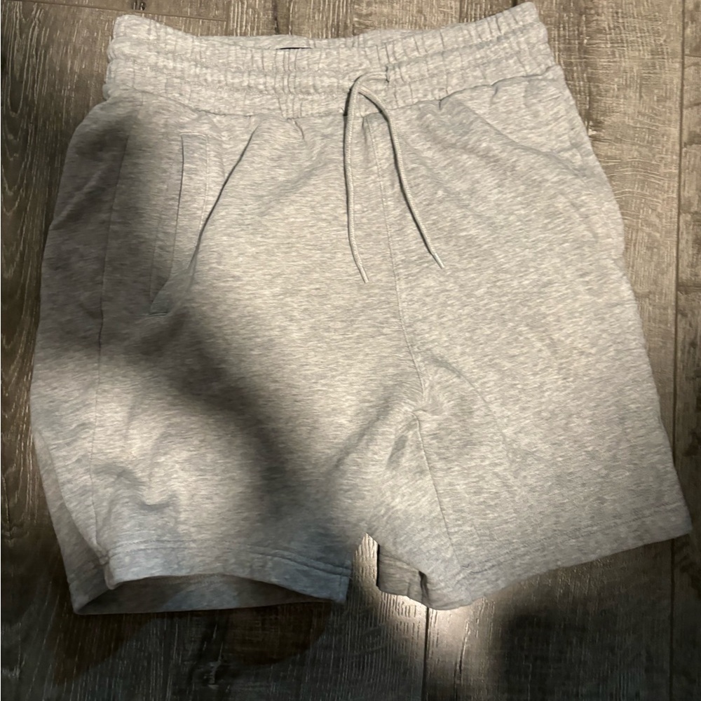 H&m casual gray shorts M
